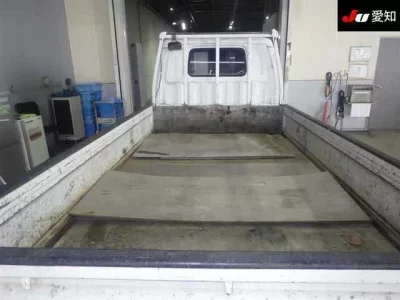 Mazda BONGO BRAWNY TRUCK