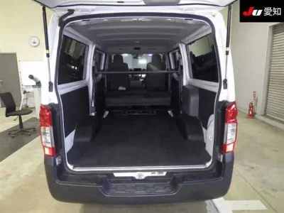 Nissan CARAVAN VAN