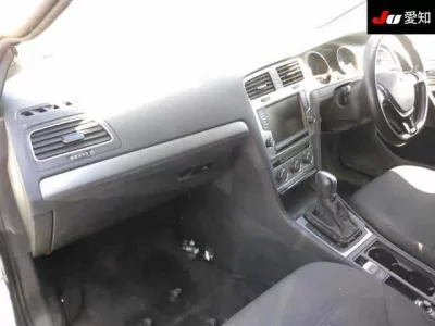 Volkswagen GOLF VARIANT