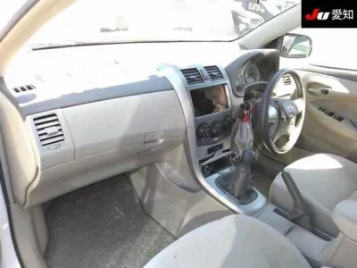 Toyota COROLLA AXIO