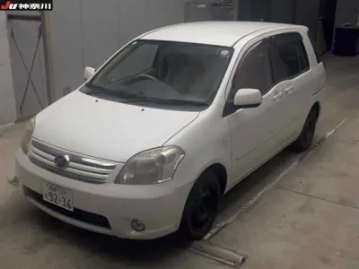 Toyota RAUM