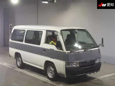 Isuzu FARGO VAN