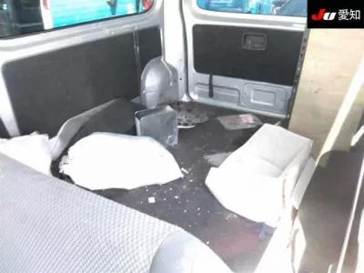 Nissan CARAVAN VAN