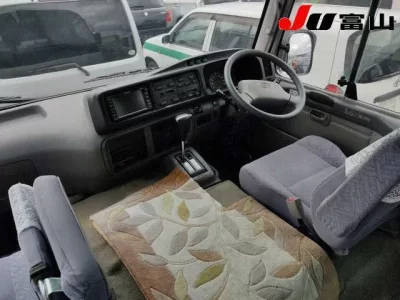 Toyota COASTER