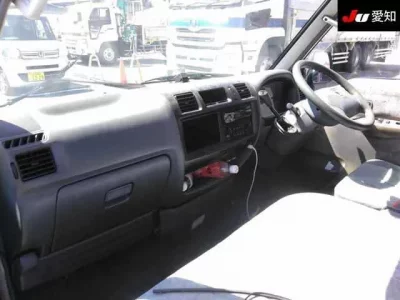 Mazda BONGO VAN
