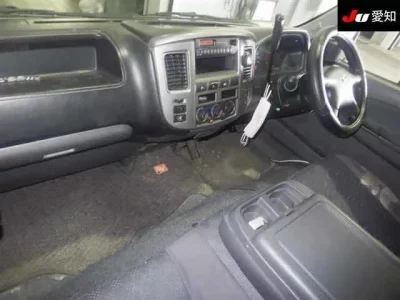 Nissan CARAVAN BUS