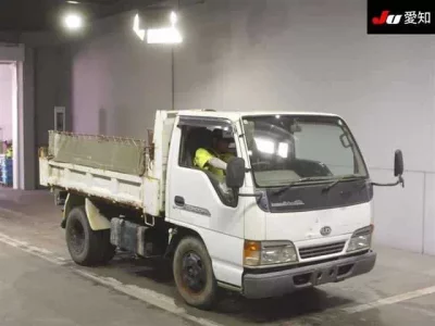 Nissan TRUCK