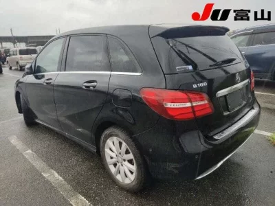 Mercedes-Benz B CLASS