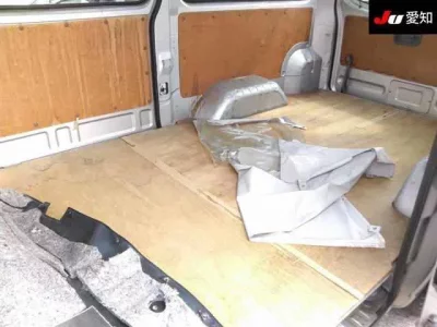 Nissan CARAVAN VAN