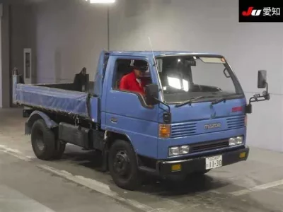 Mazda TITAN