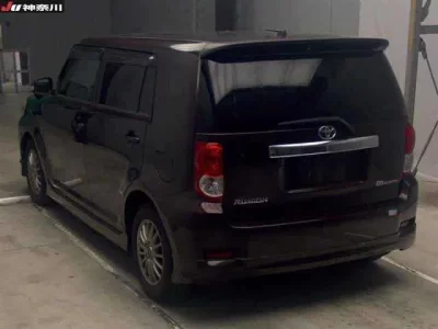 Toyota COROLLA RUMION