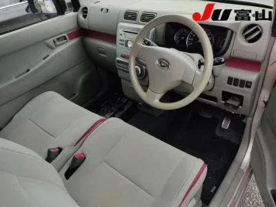 Daihatsu MOVE CONTE