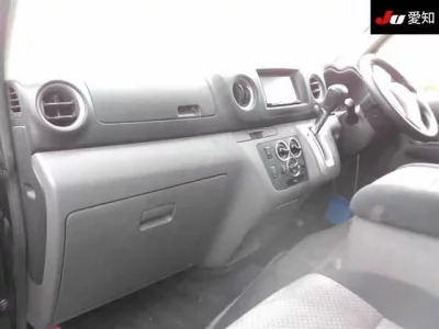 Nissan CARAVAN VAN