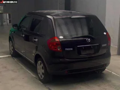 Mazda VERISA
