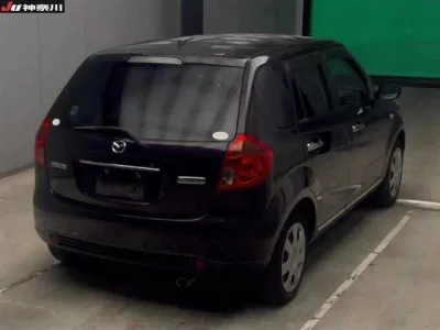 Mazda VERISA