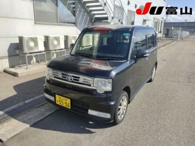 Toyota PIXIS SPACE