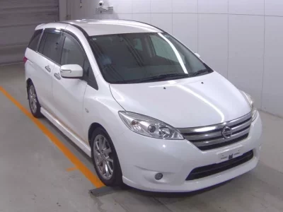 Nissan LAFESTA
