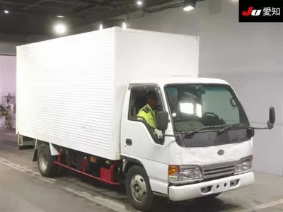 Nissan TRUCK