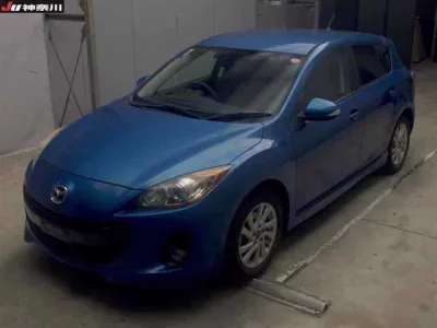 Mazda AXELA