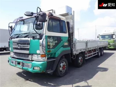 Nissan TRUCK