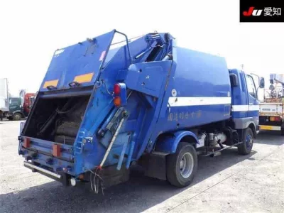 Mitsubishi FUSO FIGHTER