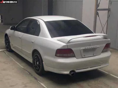 Mitsubishi GALANT