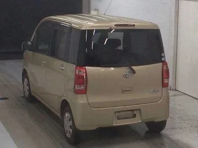 Daihatsu TANTO EXE