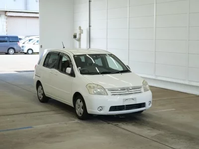 Toyota RAUM