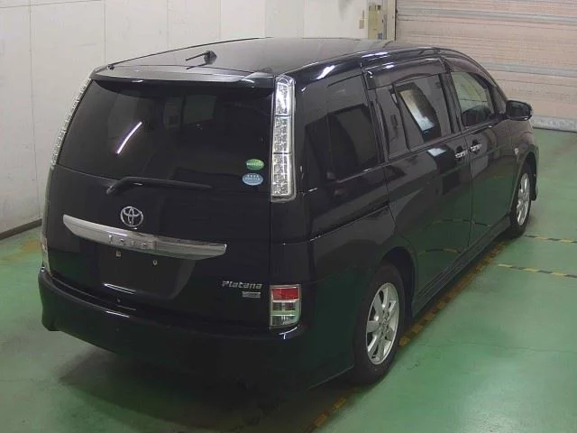 Toyota ISIS
