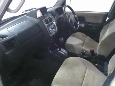 Mitsubishi PAJERO IO