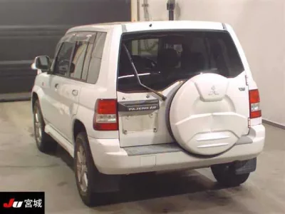 Mitsubishi PAJERO IO
