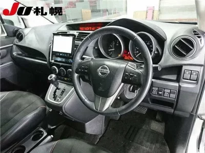 Nissan LAFESTA