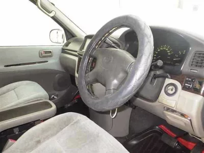 Toyota HIACE REGIUS