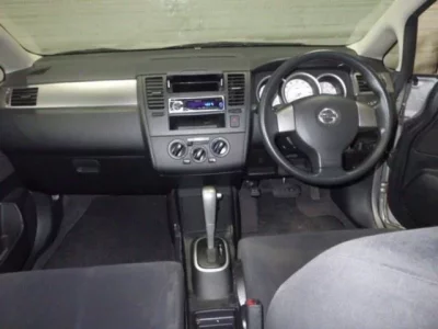Nissan TIIDA LATIO