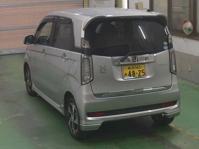 Honda N WGN
