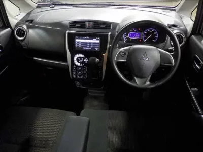 Mitsubishi EK CUSTOM