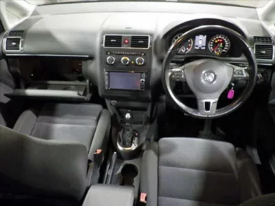 Volkswagen GOLF TOURAN