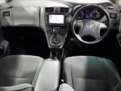 Toyota MARK X ZIO