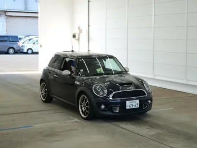 BMW MINI