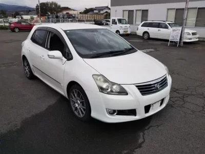 Toyota BLADE