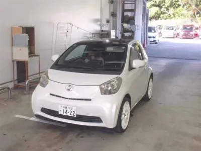 Toyota IQ