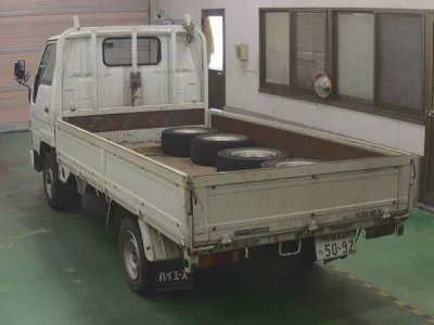 Toyota HIACE TRUCK