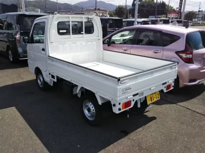 Nissan CLIPPER TRUCK