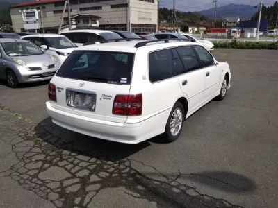 Toyota CROWN ESTATE