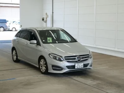 Mercedes-Benz B CLASS