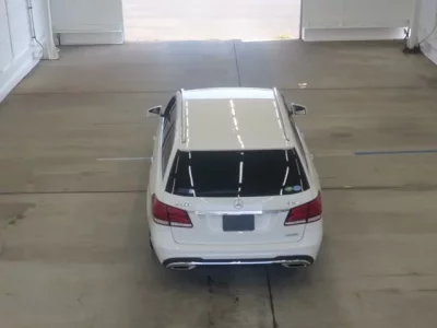 Mercedes-Benz E CLASS WAGON