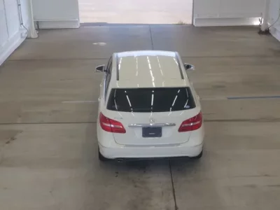 Mercedes-Benz B CLASS