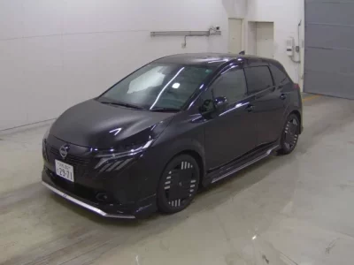 Nissan AURA