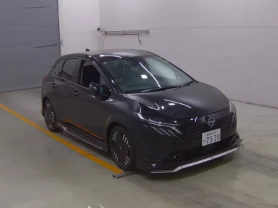 Nissan AURA