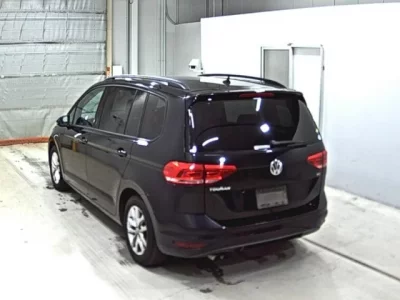 Volkswagen GOLF TOURAN